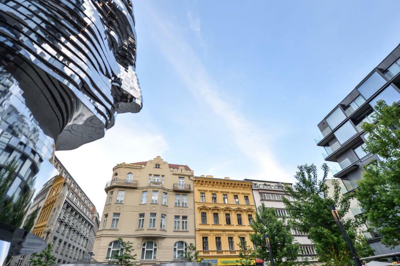 Kafka'S Head Apartment Prága Kültér fotó